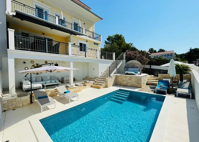 Villa Lemony